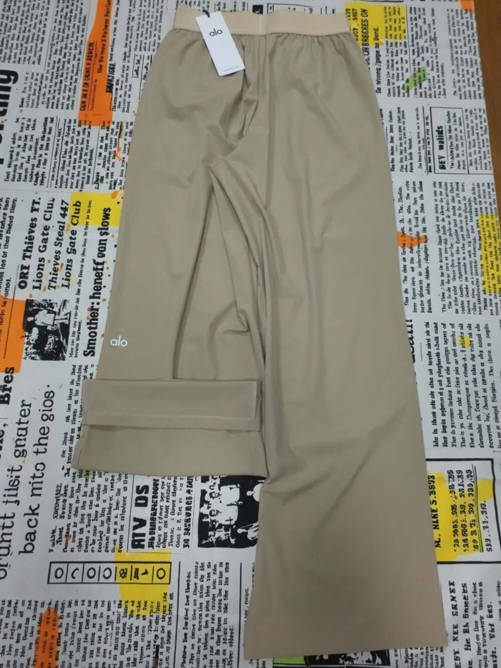 ALO Yoga Brand New👏Gravel Suit Up Trouser Regular 30 Inch - Picture 4 of 9